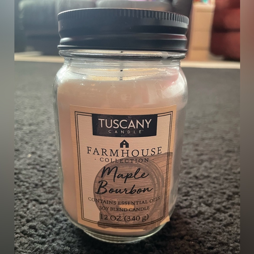Tuscany Candle Farmhouse Collection Maple Bourbon